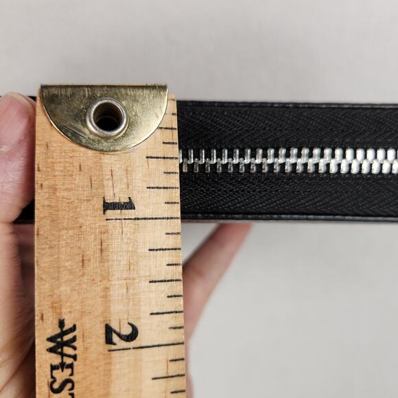 Lavemi Black Leather Full Zip RFID Blocking Wallet Wrist Strap Organizer EUC - Picture 16 of 16